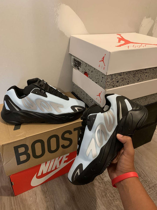 Yeezy 700 'Blue Tint'